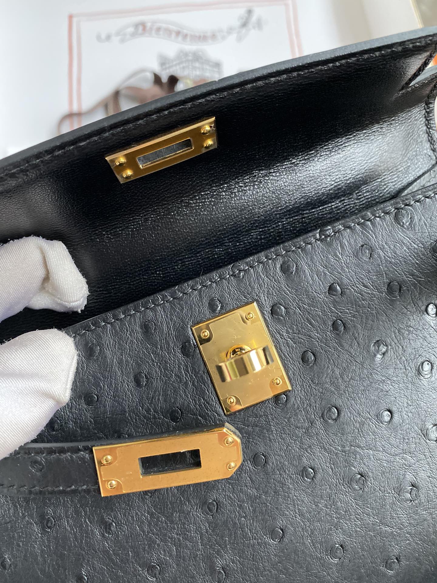 Hermes Kelly Mini II Bag 19CM In Black Ostrich Leather